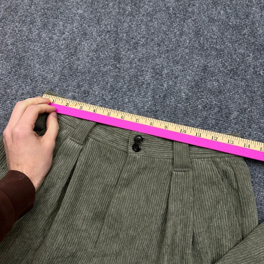 Madewell Corduroy High-Rise Tapered Pant 4 Distant Surplus Olive Green Pleated